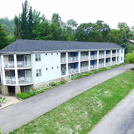 The Kent Motel Niagara-on-the-Lake Екстериор снимка