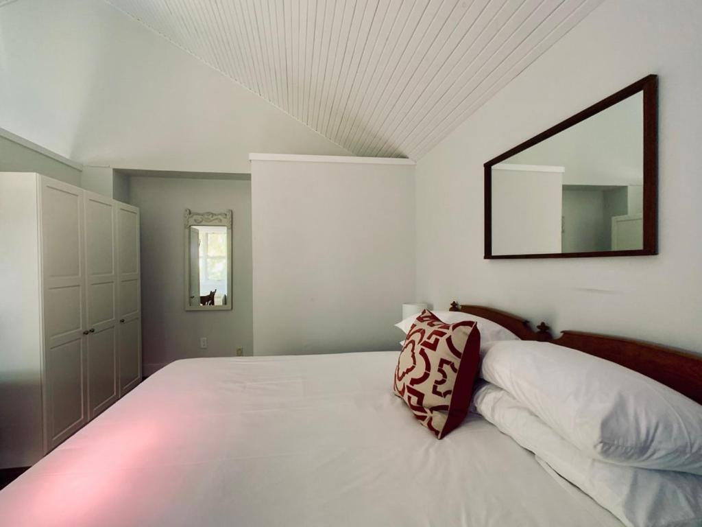 The Kent Motel Niagara-on-the-Lake Екстериор снимка