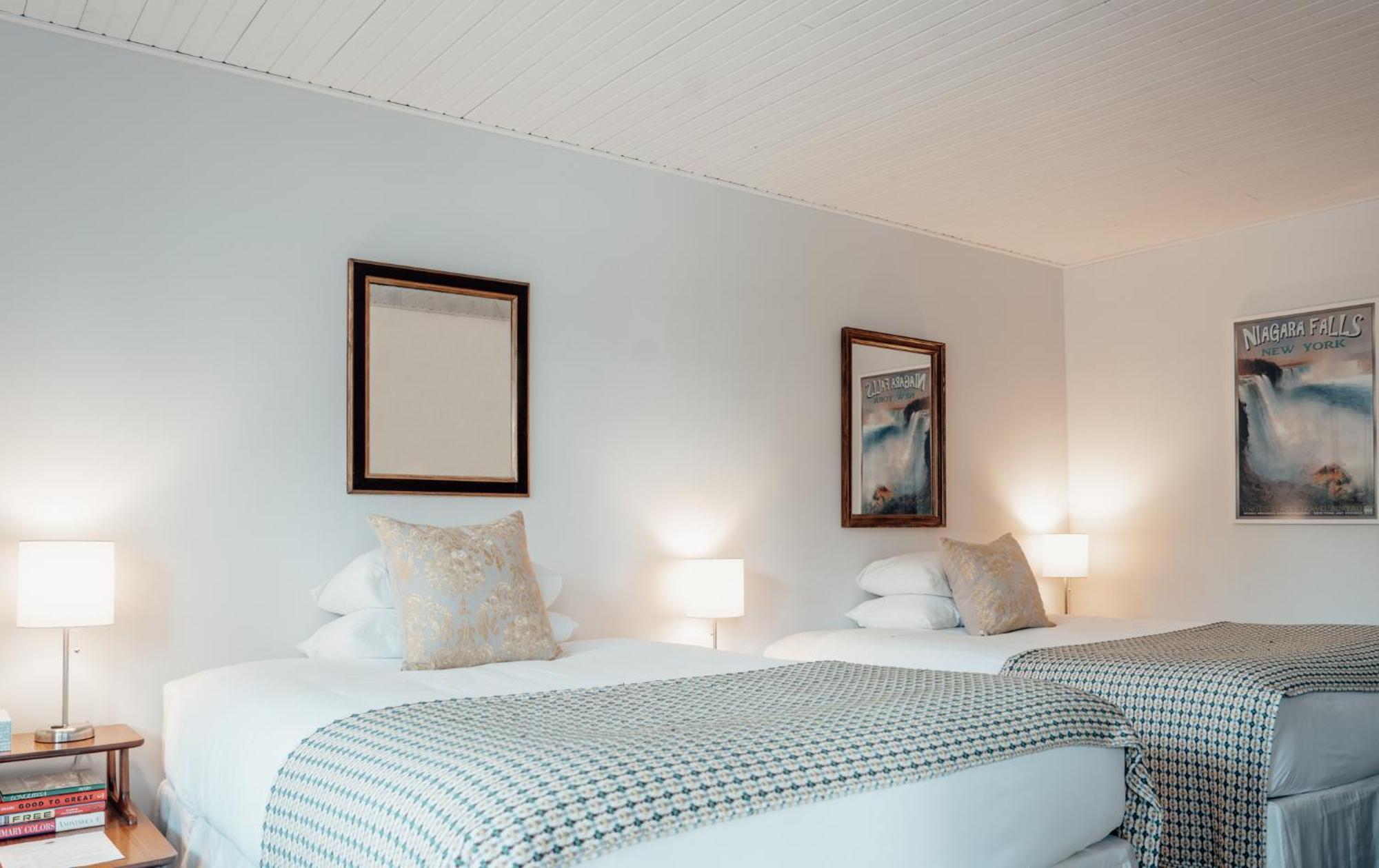 The Kent Motel Niagara-on-the-Lake Екстериор снимка