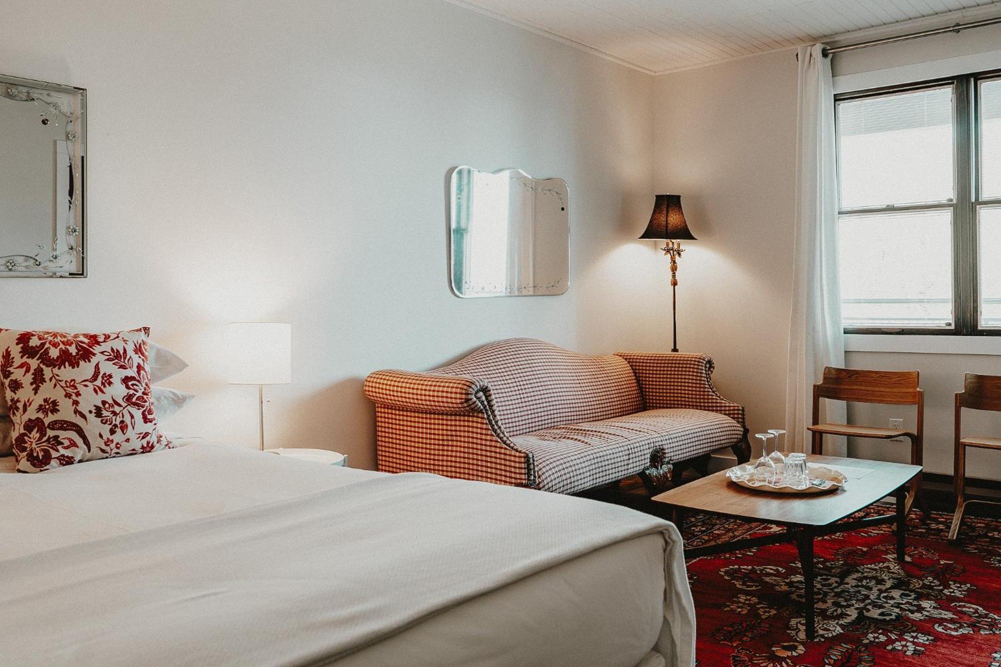 The Kent Motel Niagara-on-the-Lake Екстериор снимка