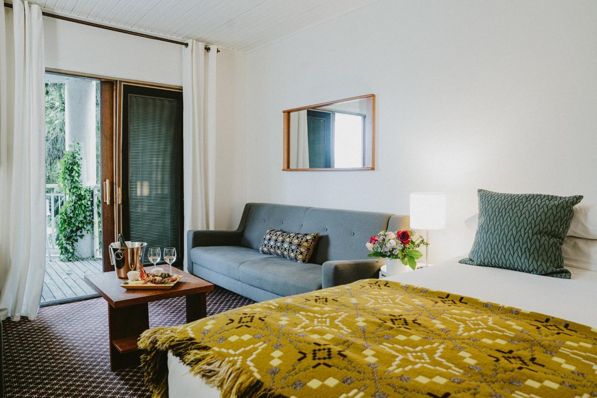 The Kent Motel Niagara-on-the-Lake Екстериор снимка