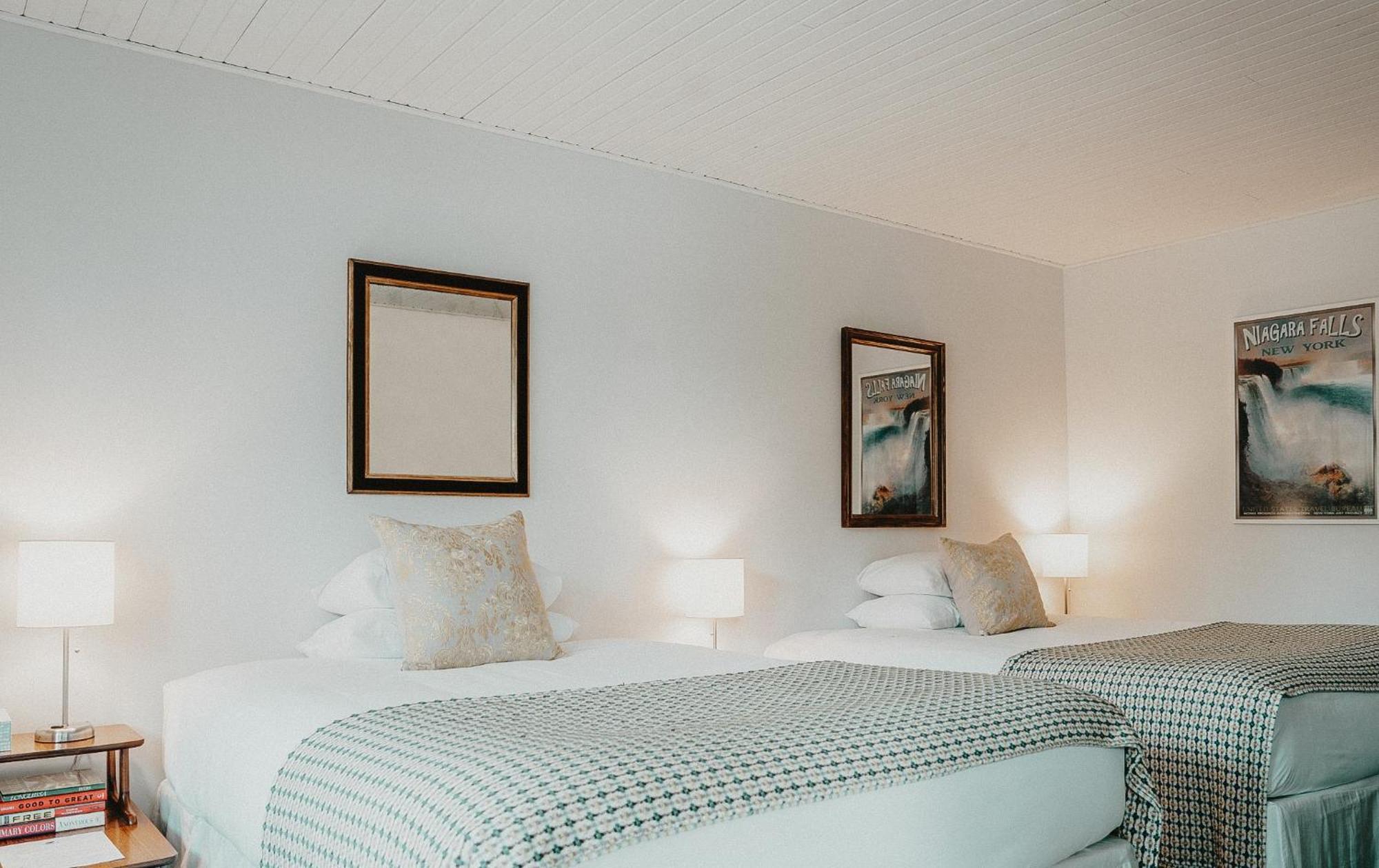 The Kent Motel Niagara-on-the-Lake Екстериор снимка